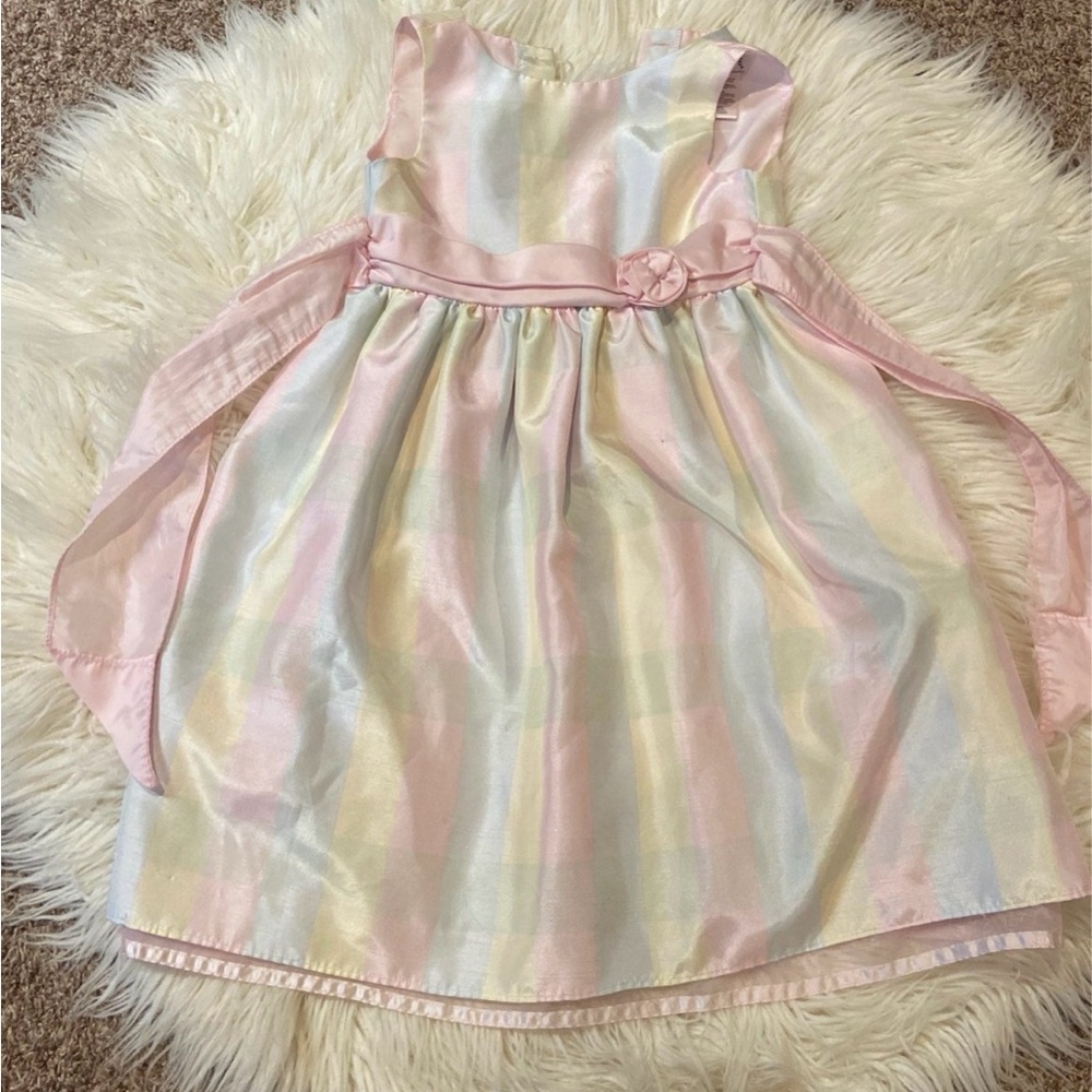 Sz 5 Pastel Plaid Sleeveless Dress perfect for Easter with Bow